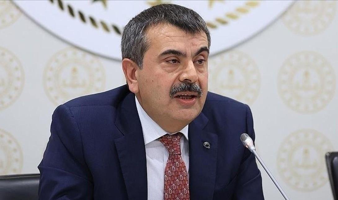 Bakan Tekin: ‘Öğretmenlik Kariyer Basamakları Yazılı Sınavı’ için ücret alınmayacak