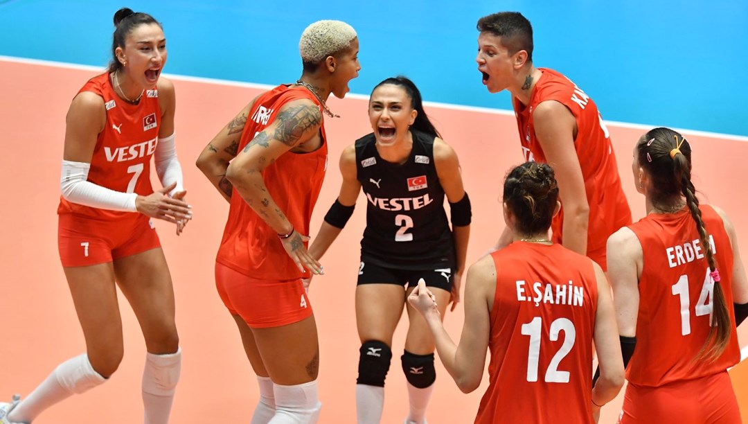 Türkiye-Porto Riko voleybol maçı ne zaman? Filenin Sultanları Olimpiyatlar için parkede