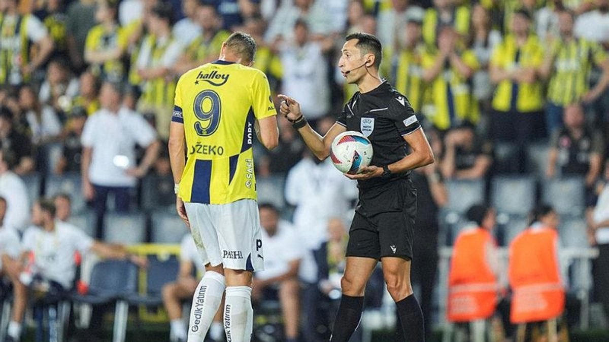 İspanyol hakemden Fenerbahçe – Lille maçında ilginç karar!