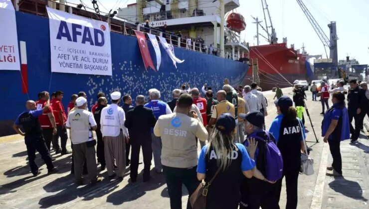 Mersin’den Sudan’a 3 Ton Yardım Malzemesi Taşıyan ‘Seahorse’ Gemisi Uğurlandı