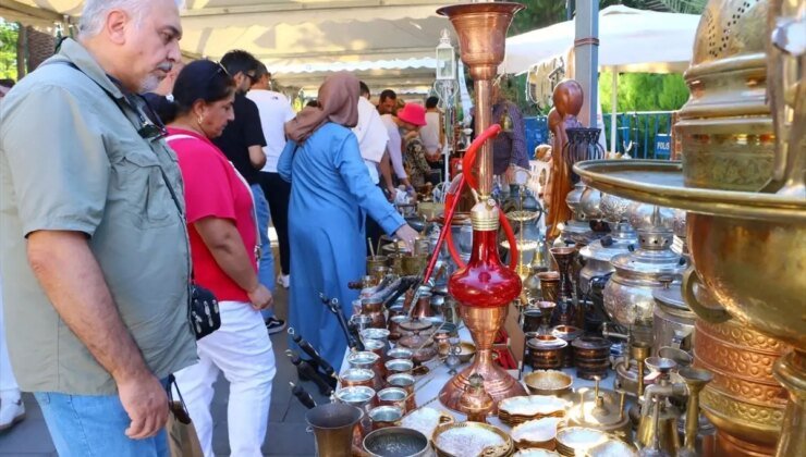 Antalya’da Antikacılar ve Nostalji Festivali Coşkusu