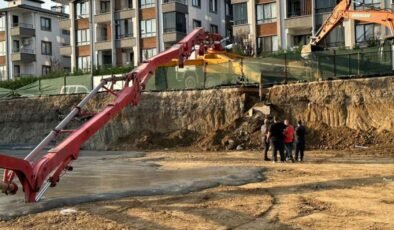 Düzce'de üzerine beton pompası devrilen işçi öldü – Güncel haberler