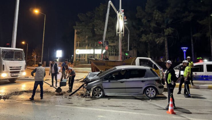 Elazığ'da trafik kazasında 3 kişi yaralandı – Güncel haberler