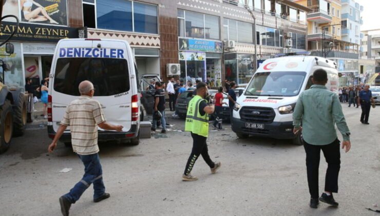 Hatay'da freni arızalanan iş makinesinin 7 araca çarpması sonucu 8 kişi yaralandı – Güncel haberler