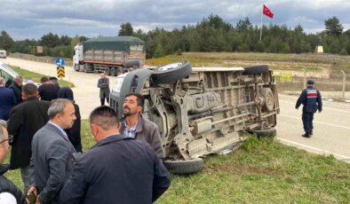 Kastamonu’da Öğrenci Servisi ile Tır Çarpıştı: 13 Yaralı