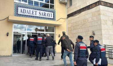 Kütahya'da sit alanında kaçak kazı yapan 8 kişi suçüstü yakalandı – Güncel haberler