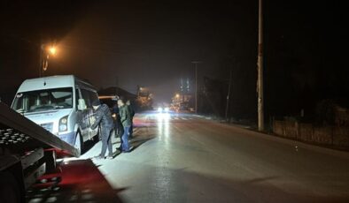 Düzce'de cip ile işçi servisi çarpıştı: 8 yaralı