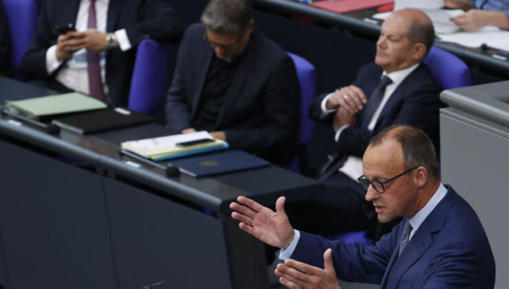 Almanya'da şansölyelikte favori isim CDU lideri Friedrich Merz | Dış Haberler