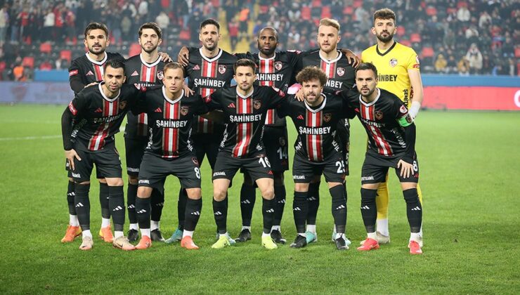 Gaziantep FK'nin deplasman ve iç saha farkı gece ile gündüz gibi