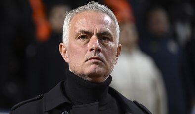 Jose Mourinho'dan itiraf: "Kariyerimde ilk kez burada görüyorum"